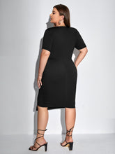 Lade das Bild in den Galerie-Viewer, Love God. Store Plus Size Dresses Plus Ruched Asymmetrical Hem Bodycon Dress price
