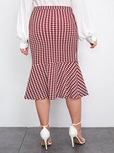 Charger l&#39;image dans la galerie, Love God. Store Plus Size Skirts Large Ruffle Hem Houndstooth Skirt price
