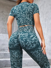 Cargar imagen en el visor de la galería, Love God. Store Women Active Sets Seamless High Stretch Camo Print Sports Set price
