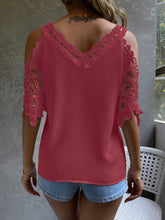 Charger l&#39;image dans la galerie, Love God. Store Women Blouses Cold Shoulder Guipure Lace Blouse price
