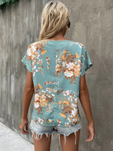 Charger l&#39;image dans la galerie, Love God. Store Women Blouses Floral Print Notched Neck Dolman Sleeve Blouse price
