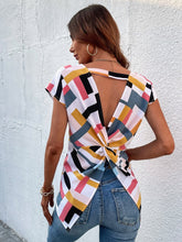 Charger l&#39;image dans la galerie, Love God. Store Women Blouses Geo Print Cut Out Twist Back Batwing Sleeve Blouse price
