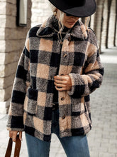 Charger l&#39;image dans la galerie, Love God. Store Women Coats Buffalo Plaid Pattern Dual Pocket Drop Shoulder Flannel Coat price
