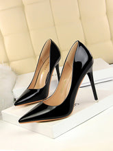 Charger l&#39;image dans la galerie, Love God. Store Women Pumps Black / CN35 Point Toe Stiletto Heeled Court Pumps price
