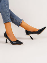 Charger l&#39;image dans la galerie, Love God. Store Women Pumps Textured Point Toe Court Pumps price
