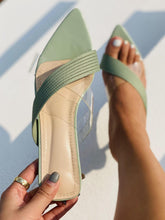 Charger l&#39;image dans la galerie, Love God. Store Women Sandals Green / EUR35 Clear Criss Cross Knit Mule Sandals price
