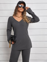 Lade das Bild in den Galerie-Viewer, Love God. Store Women Two-piece Outfits Ribbed Knit V Neck Top Pants price
